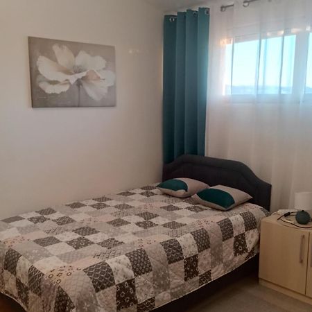 Apartments In Bar City Center Экстерьер фото